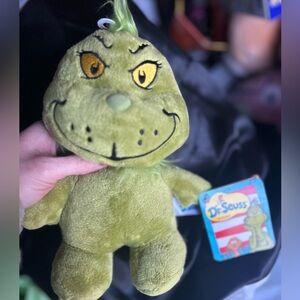 NWT Dr. Seuss grinch Plush